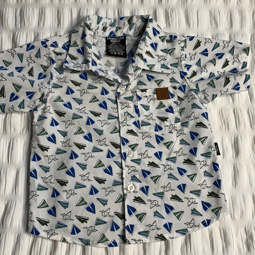 American Hawk button down collar shirt